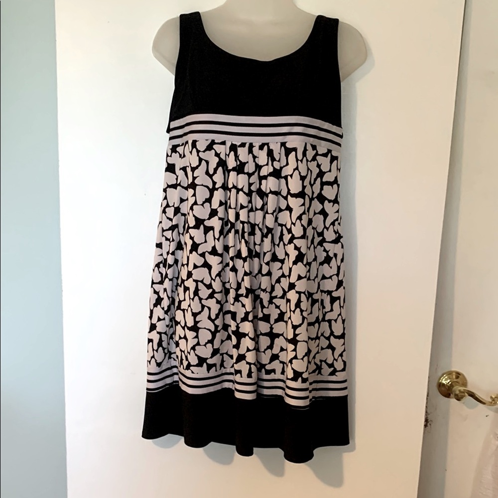 MSK Black and White Sleeveless Sundress